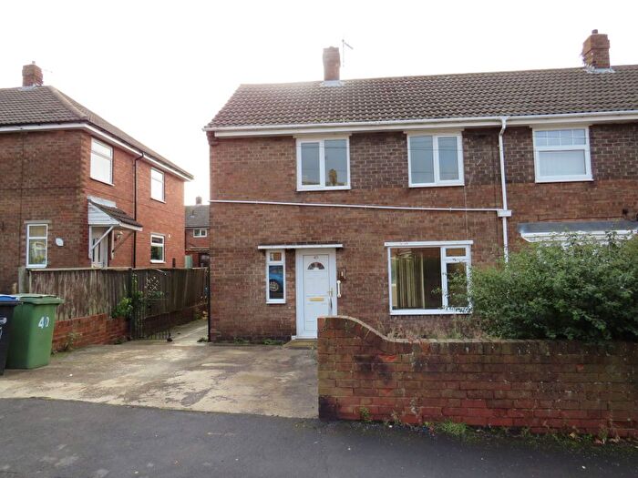 2 Bedroom Semi-Detached House To Rent In Lime Grove, Shildon, DL4