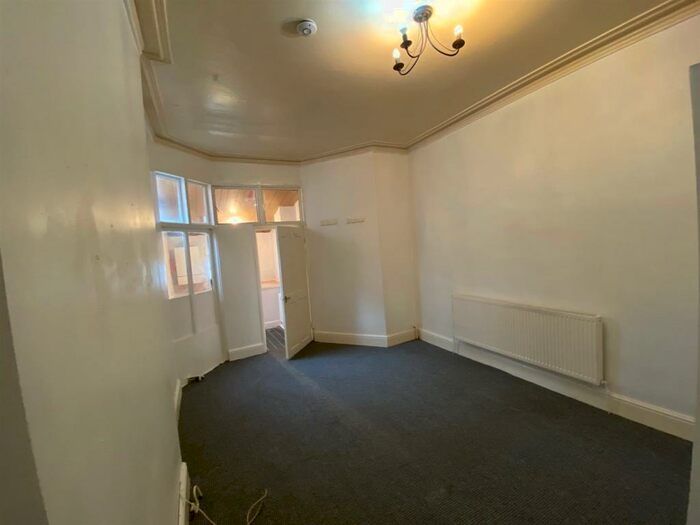 1 Bedroom Apartment To Rent In Gillott Road, Birmingham, B16