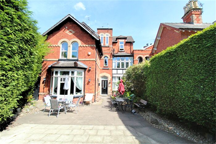 1 Bedroom Flat To Rent In Whitefield, Stockport, SK4