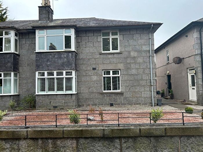 2 Bedroom Flat To Rent In Great Western Road, West End, Aberdeen, AB10