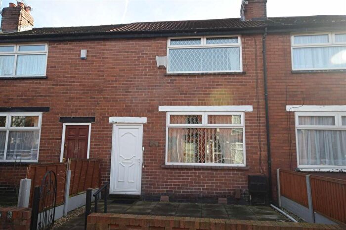 2 Bedroom Terraced House For Sale In Marlborough Street, Ashton-under-lyne, OL7