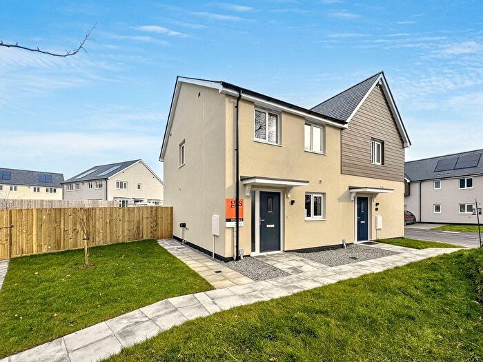 2 Bedroom Semi-Detached House For Sale In South Street, Sheepwash, Beaworthy, EX21