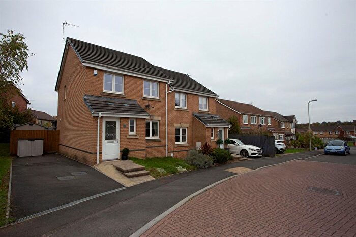 3 Bedroom Semi Detached House For Sale In Ffordd Magnolia, Llanharry, Pontyclun, CF72