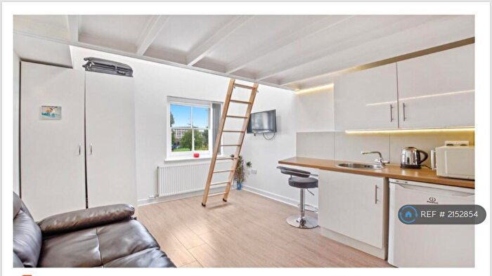 Studio To Rent In Clyde Street, London, SE8