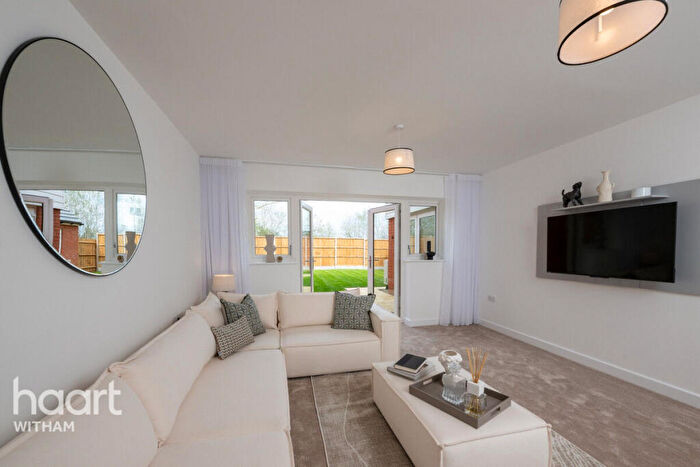 4 Bedroom Detached House For Sale In Kelvedon Rise, Coggeshall Road, Kelvedon, CO5