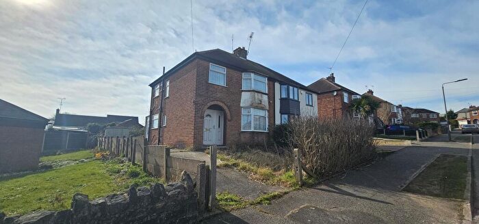 3 Bedroom Semi-Detached House For Sale In Nightingale Avenue, Pleasley, Mansfield, Nottinghamshire, NG19