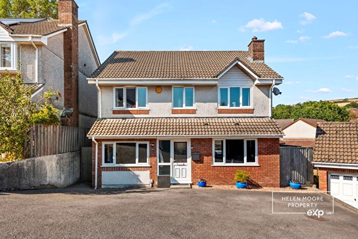 4 Bedroom Detached House For Sale In Summerfield Court, Ivybridge, Devon, PL21