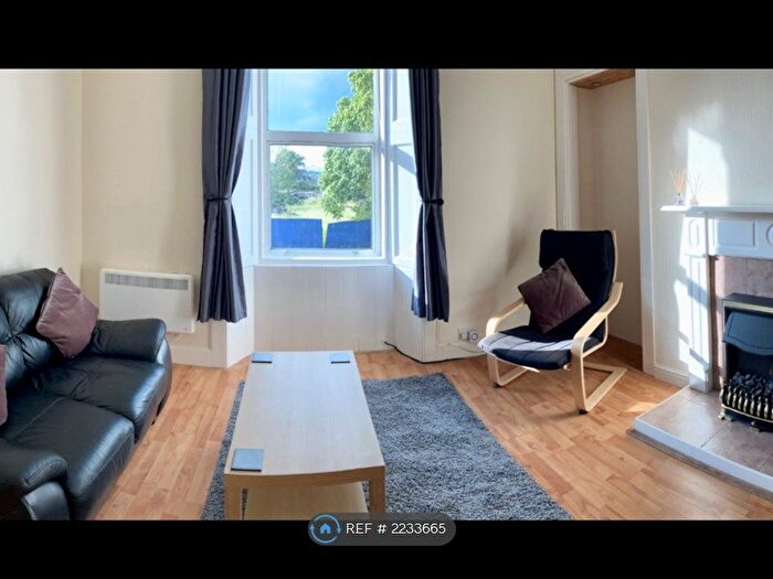 2 Bedroom Flat To Rent In Union Street, Stirling, FK8