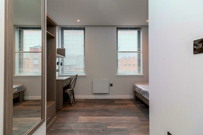 4 Bedroom Apartment To Rent In View Now! Howard One, Howard Street, NG1