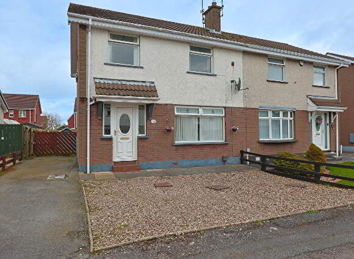 3 Bedroom Semi-Detached House For Sale In Woodgrove, Craigavon, BT62