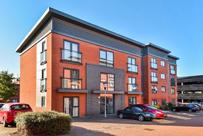 1 Bedroom Flat To Rent In Marshall Road, Banbury, OX16