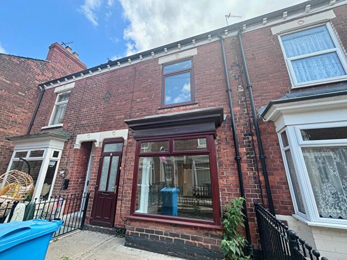 2 Bedroom Terraced House To Rent In Estcourt Street, Hull, HU9