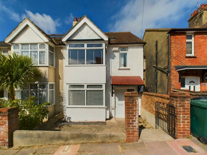 5 Bedroom House To Rent In Hollingdean Terrace, Brighton, BN1