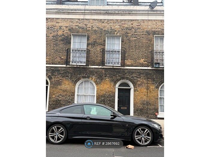 3 Bedroom Terraced House To Rent In Jubilee St, London, E1