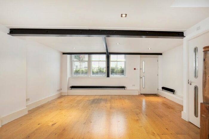 1 Bedroom Flat To Rent In Beak Street, London, W1F