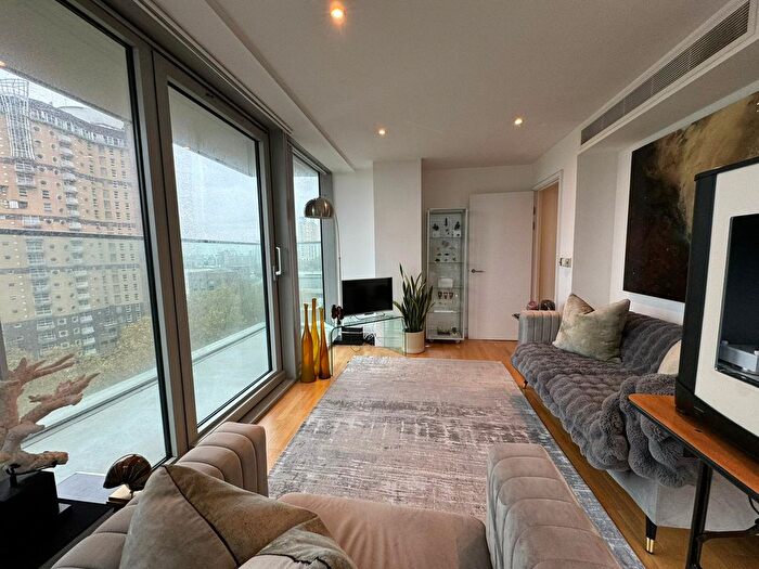 1 Bedroom Flat To Rent In Landmark West Tower, Marsh Wall, London, E14