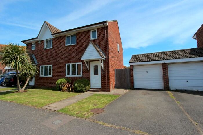 3 Bedroom Semi-Detached House To Rent In West Lea, Deal, CT14