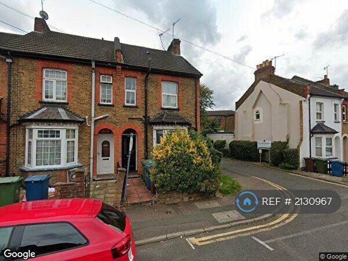 1 Bedroom Flat To Rent In The Greenwoods, Harrow, HA2