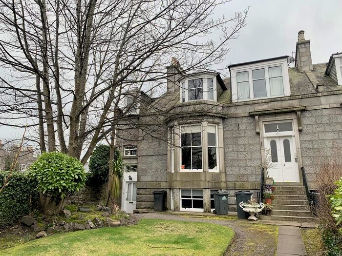 2 Bedroom Flat To Rent In Carden Terrace, Garden Flat, AB10