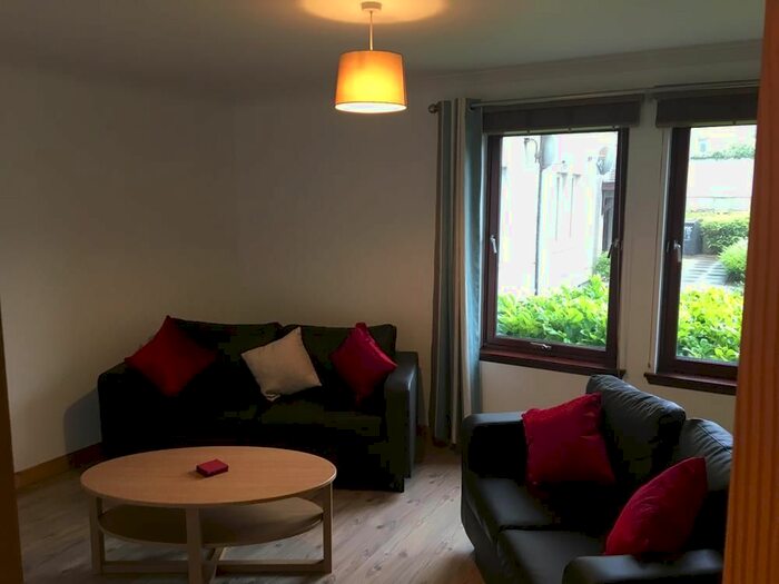 1 Bedroom Flat To Rent In Park Road Court, Aberdeen, AB24