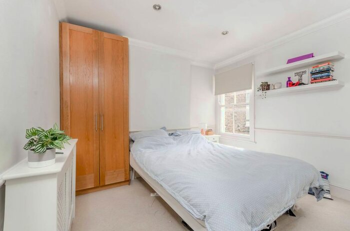 2 Bedroom Flat To Rent In Delia Street, Wandsworth, London, SW18