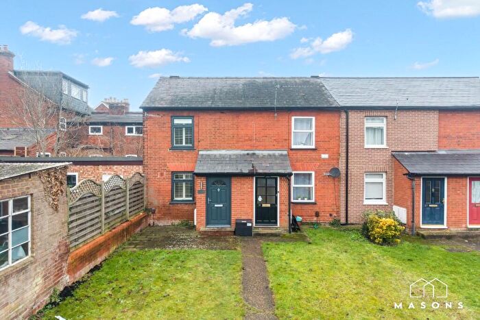 2 Bedroom End Of Terrace House To Rent In Garden Row, Hitchin, Hertfordshire, SG5