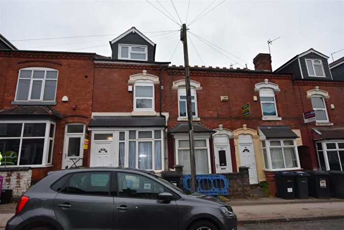 6 Bedroom House To Rent In Hubert Road, Birmingham, West Midlands, B29