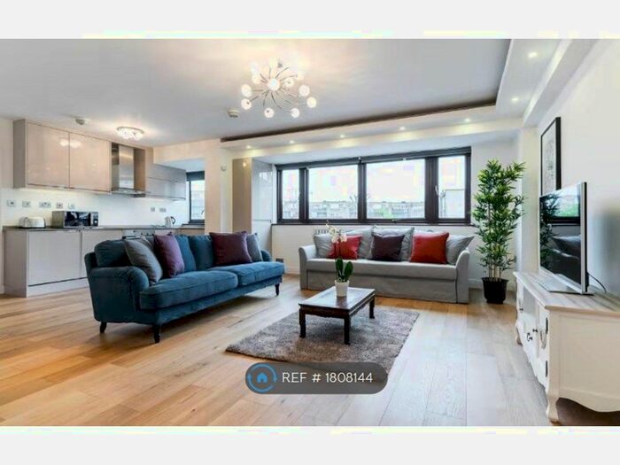 3 Bedroom Maisonette To Rent In North End Road, London, W14