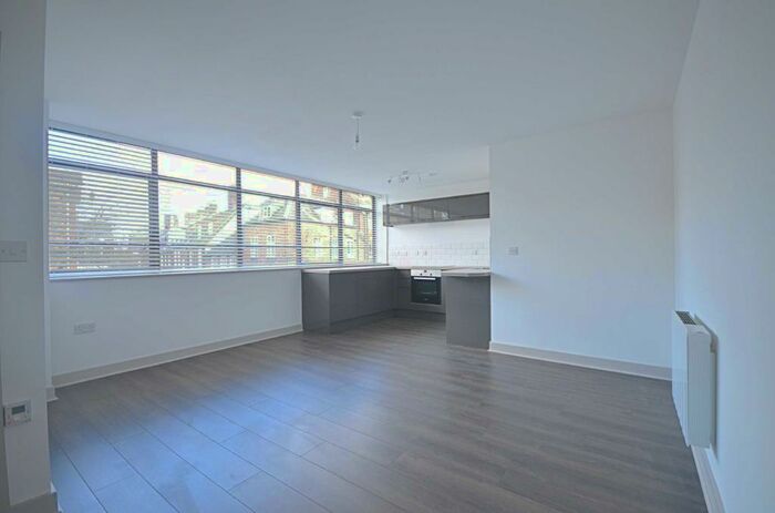 1 Bedroom Apartment To Rent In Three Cocks Lane, Gloucester, GL1