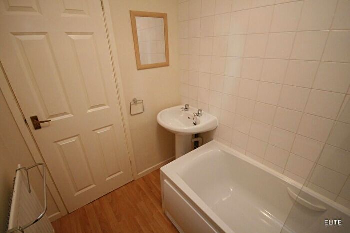 2 Bedroom Apartment To Rent In Willowtree Avenue, Durham, DH1