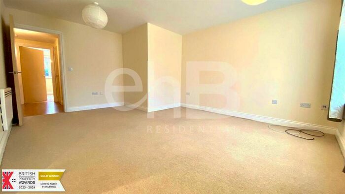2 Bedroom Flat To Rent In Cape Court, Warwick, CV34