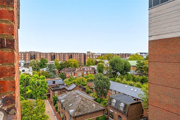 1 Bedroom Flat For Sale In Langford Court, Abbey Road, St John's Wood, London, NW8