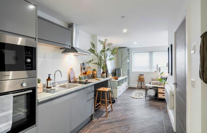 Studio To Rent In Commercial Road, Portsmouth, PO1