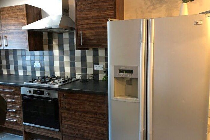 5 Bedroom Terraced House To Rent In Queens Road, Sheffield, S2