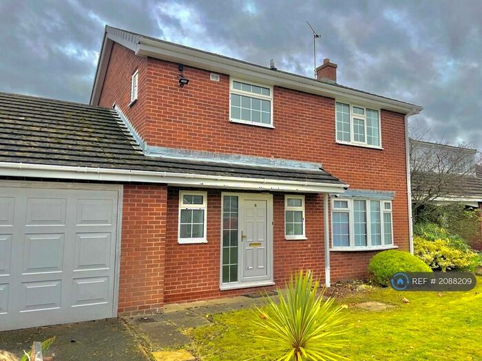 3 Bedroom Detached House To Rent In Bartholomew Way, Chester, CH4