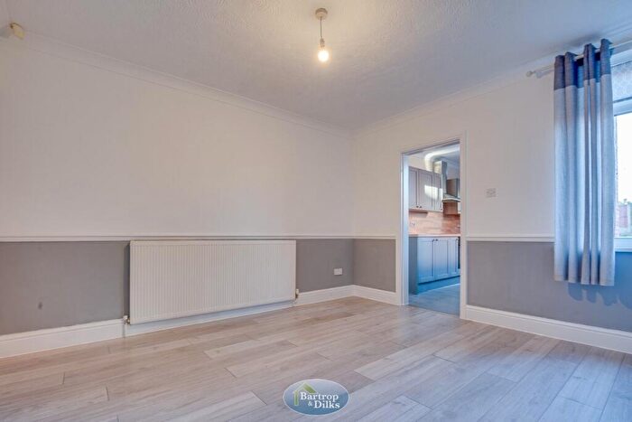 2 Bedroom Semi-Detached House For Sale In Gateford Road, Worksop, S81