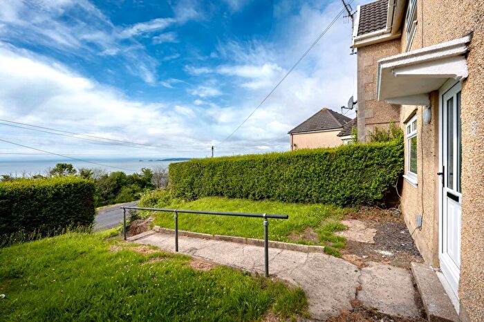 3 Bedroom Terraced House For Sale In Nicander Parade, Mayhill, SA1