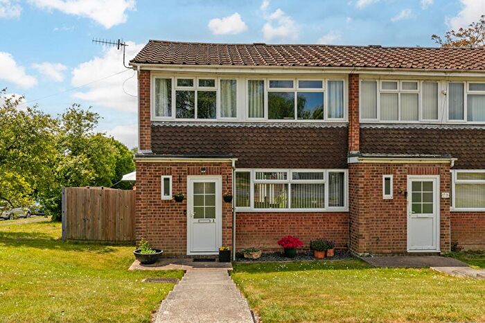 3 Bedroom End Of Terrace House For Sale In Mountbatten Place, Kings Worthy, SO23