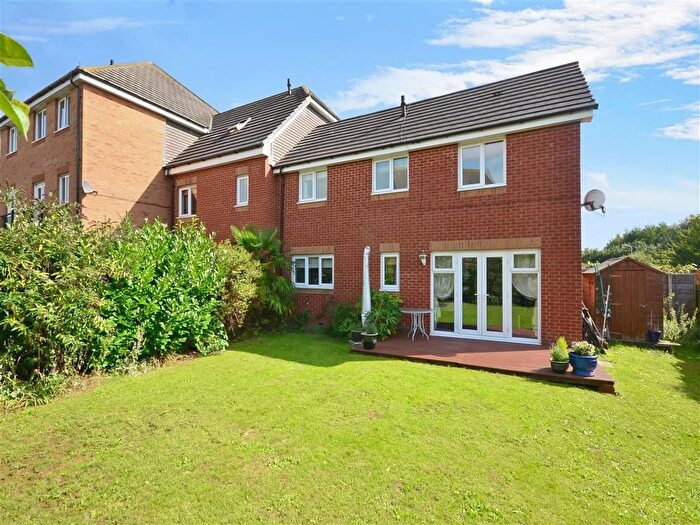 3 Bedroom Property To Rent In Richmond Meech Drive, Kennington, Ashford, TN24