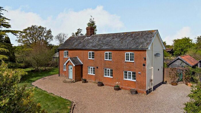 5 Bedroom Detached House For Sale In Linstead Road, Huntingfield, Halesworth, Suffolk, IP19