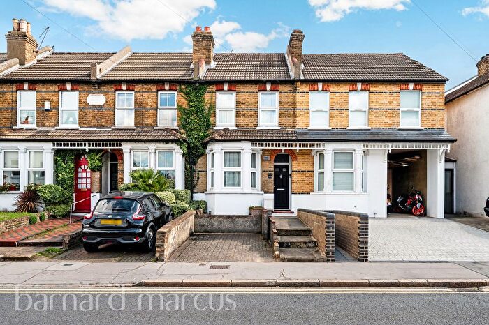 3 Bedroom Terraced House For Sale In Selsdon Road, South Croydon, CR2
