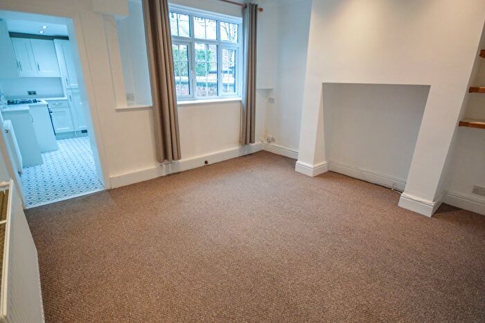 3 Bedroom Terraced House For Sale In Lawrence Road, Broadheath, Altrincham, WA14