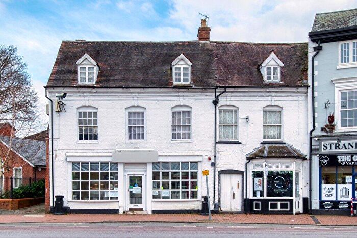 1 Bedroom Flat To Rent In The Strand, Bromsgrove, Worcestershire, B61