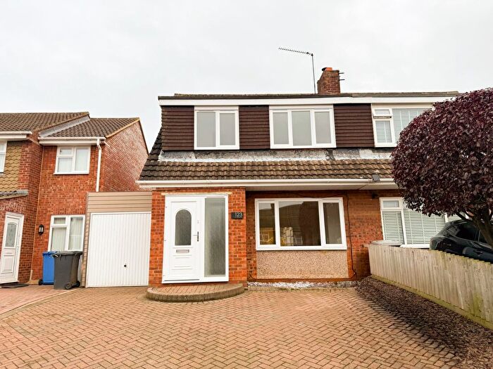3 Bedroom Semi Detached House For Sale In St. Johns Road, Kettering, Northamptonshire, NN15