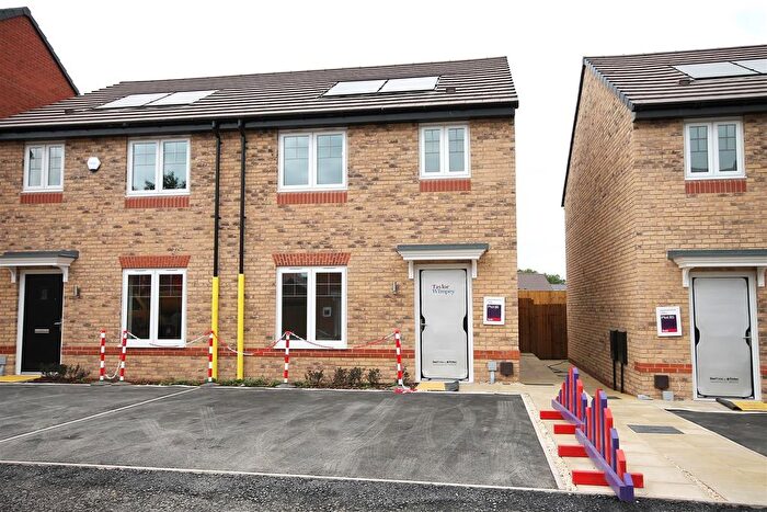 3 Bedroom Semi-Detached House To Rent In Anderton Drive, Sutton, St Helen's, WA9