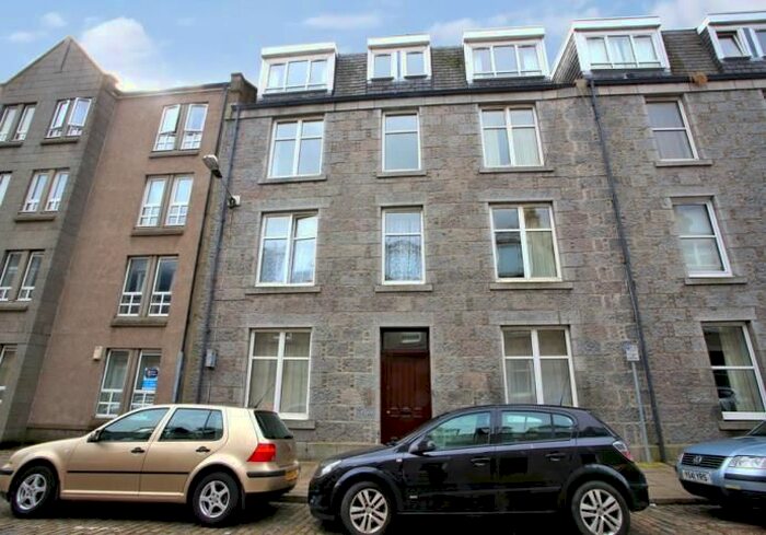 2 Bedroom Flat To Rent In Cuparstone Place, Great Western Road, Aberdeen, AB10