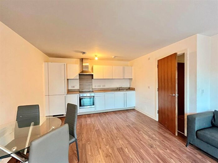 2 Bedroom Apartment To Rent In Riley Building, Derwent Street, Salford, M5