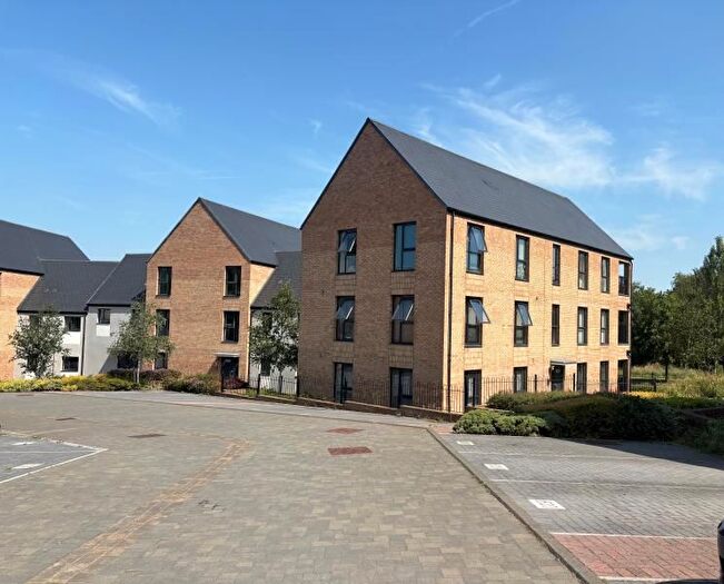 2 Bedroom Flat For Sale In Parkside Crescent, Ketley, TF1