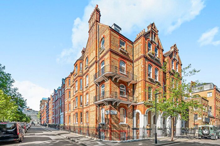 1 Bedroom Flat For Sale In Nottingham Street, Marylebone, W1U
