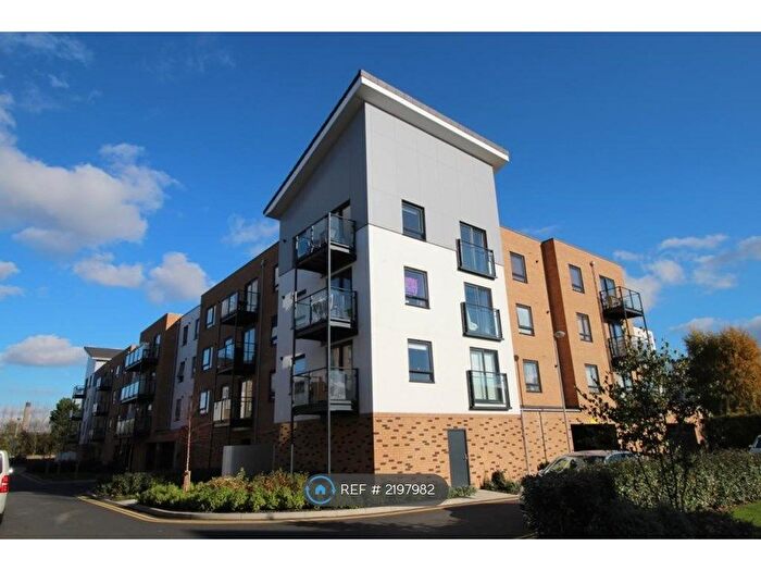 2 Bedroom Flat To Rent In Creek Mill Way, Dartford, DA1